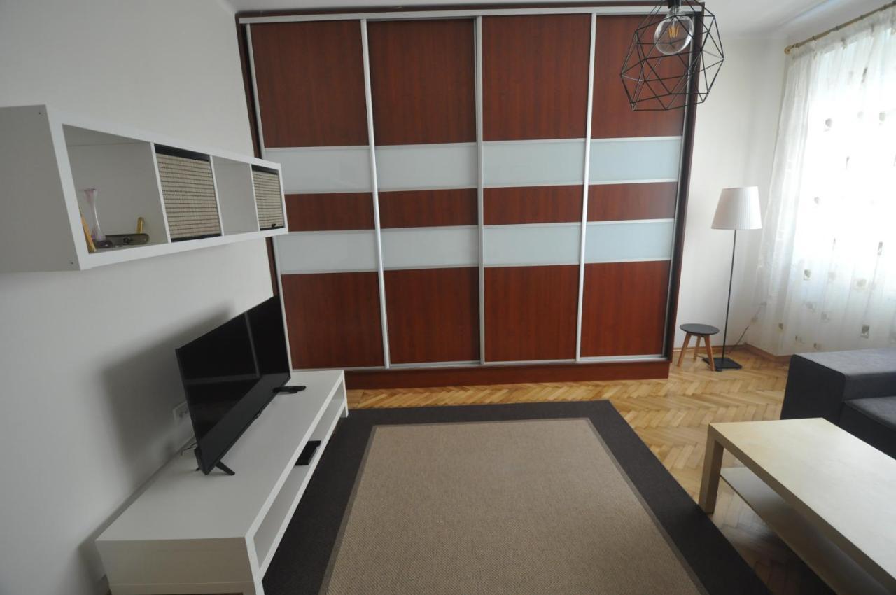 Avis Apartments - City Gdynia 33 エクステリア 写真